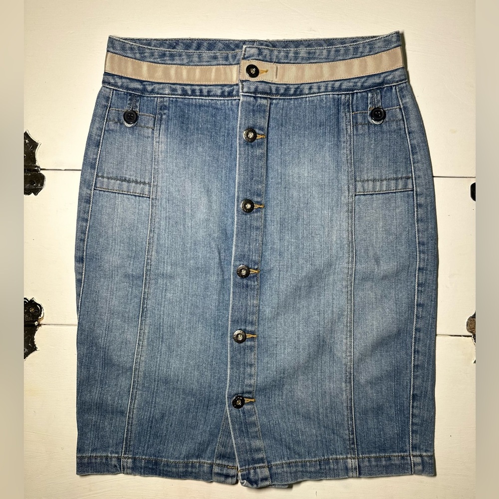 Tommy Hilfiger denim skirt